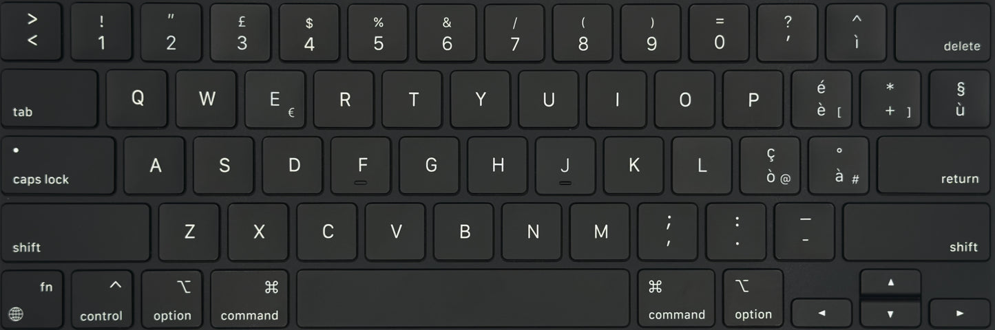 MacBook Pro 13" 2020 M1 (CPU 8 / GPU 8) - 8 Go - 256 Go - Correct - QWERTY Italien 2