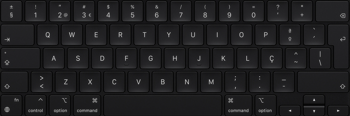 MacBook Air 13" 2020 M1 (CPU 8 / GPU 7) - 8 Go - 256 Go - Correct - QWERTY Portugais 2