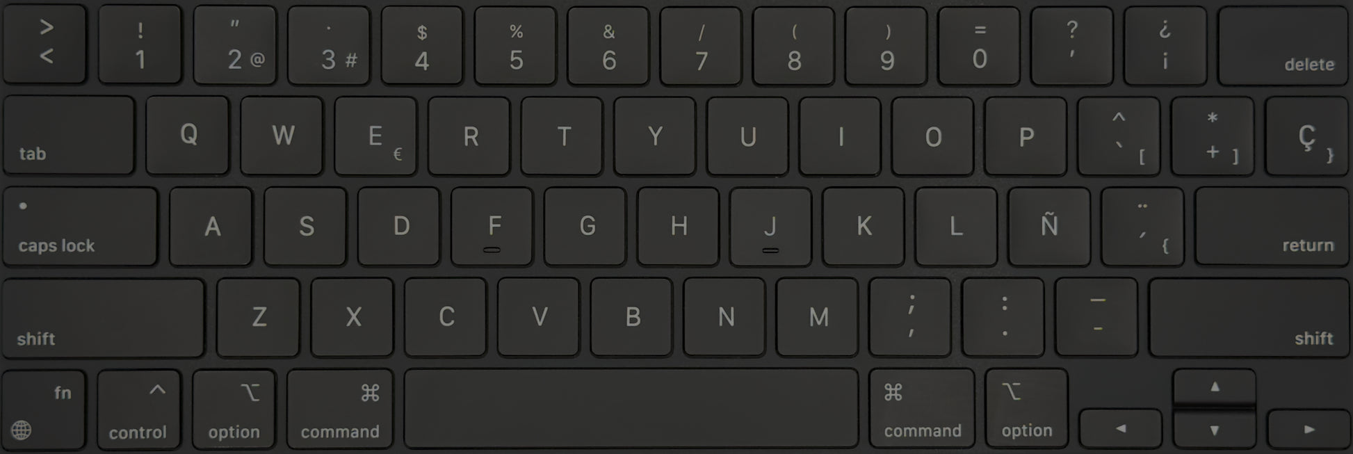 MacBook Air 13" 2020 M1 (CPU 8 / GPU 7) - 8 Go - 128 Go - Correct - QWERTY Espagnol 2